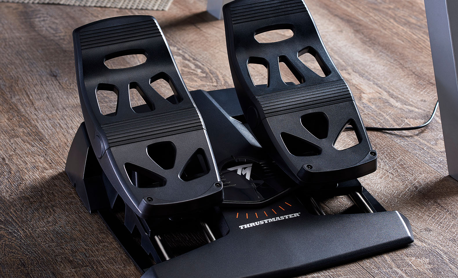 新品未使用Thrustmaster T.Flight Rudder Pedals Thrustmaster T.Flight Rudder Pedals 飛行腳踏2960764 (市面上唯一